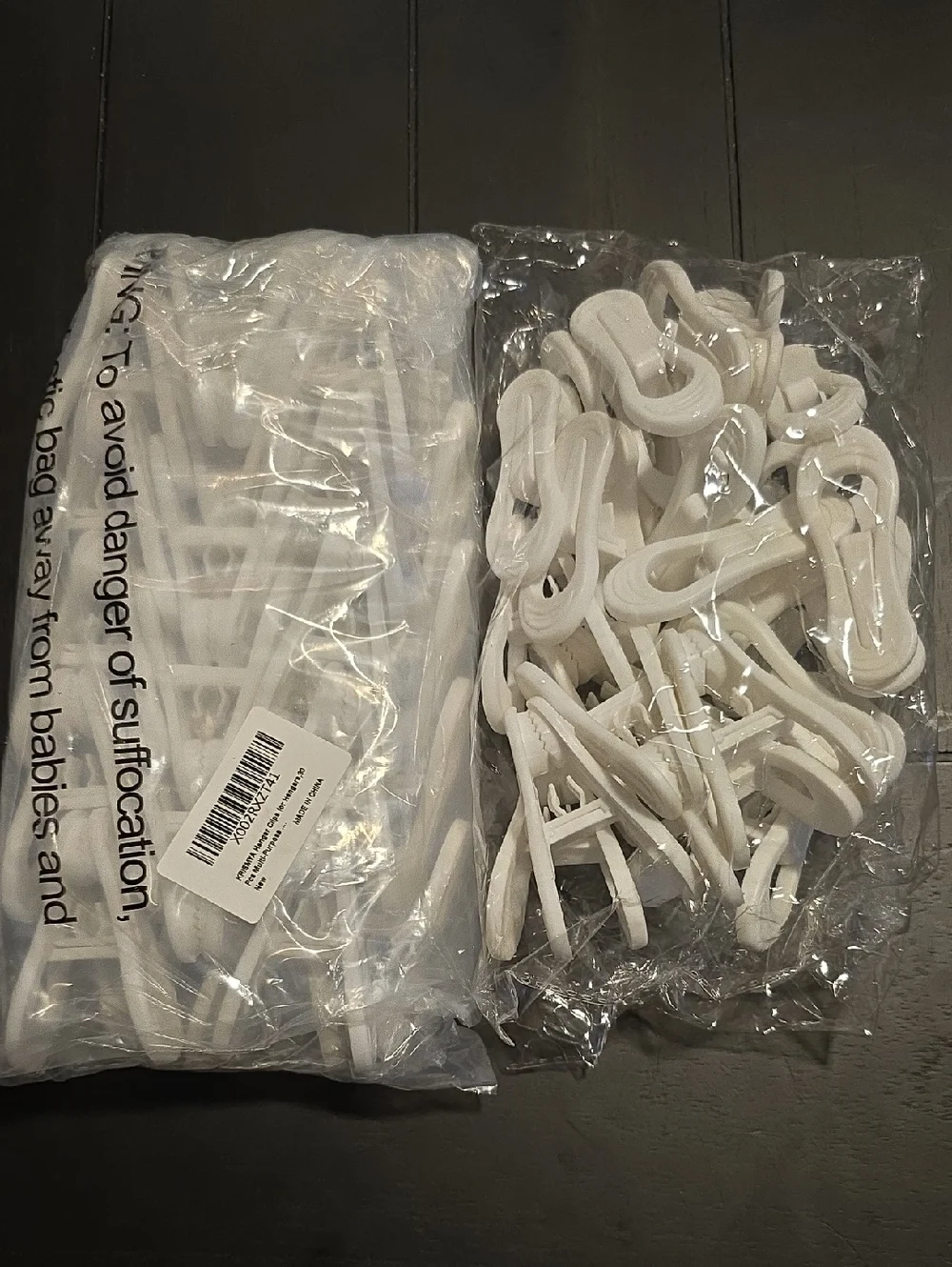 White Plastic Kid's Hanger Clips and Hooks Set